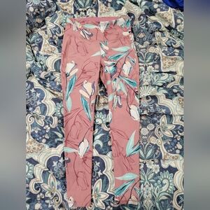 CALIA - Dusty Pink Textured Fabric - 7/8 Length